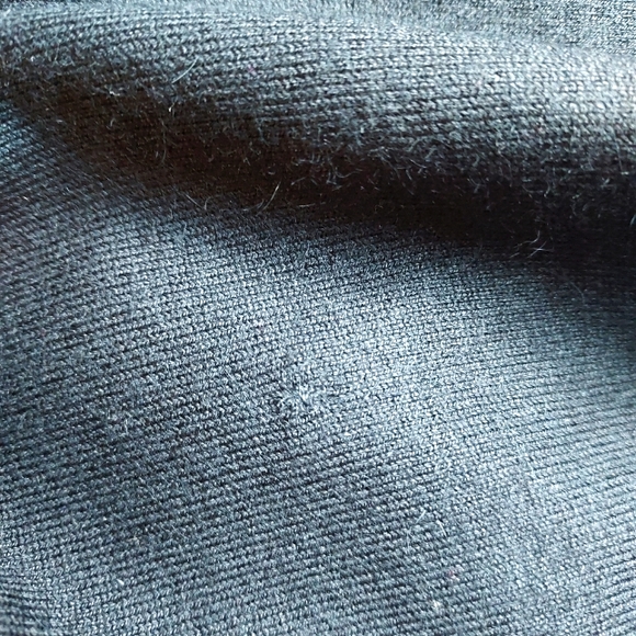 Cashmere Ladies Vintage Black Sweater with tags removed: Size L. - Picture 9 of 14